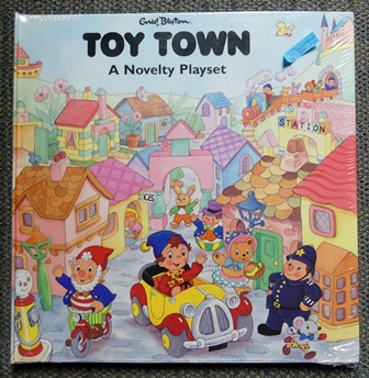 Image for TOY TOWN:  A NOVELTY PLAYSET.  (PLAY SET.)